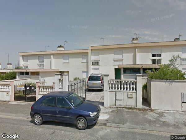 UNE MAISON D'HABITATION