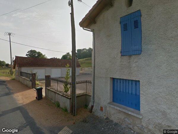 UNE MAISON D'HABITATION