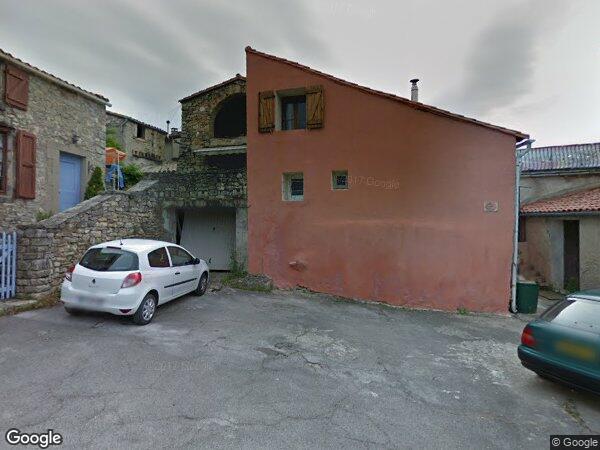 UNE MAISON DE VILLAGE