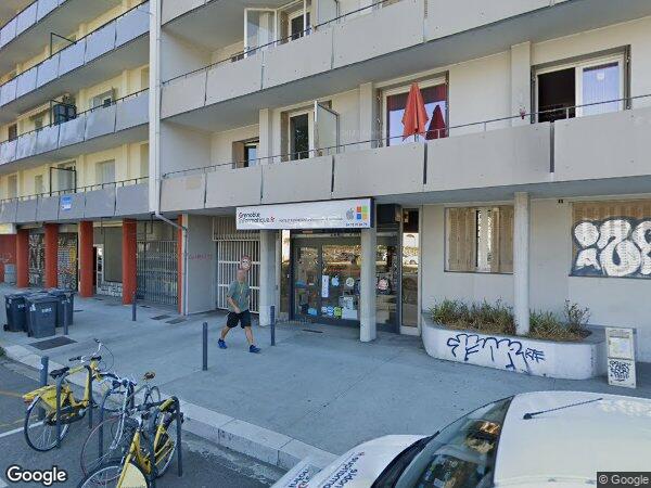 UN ENSEMBLE IMMOBILIER