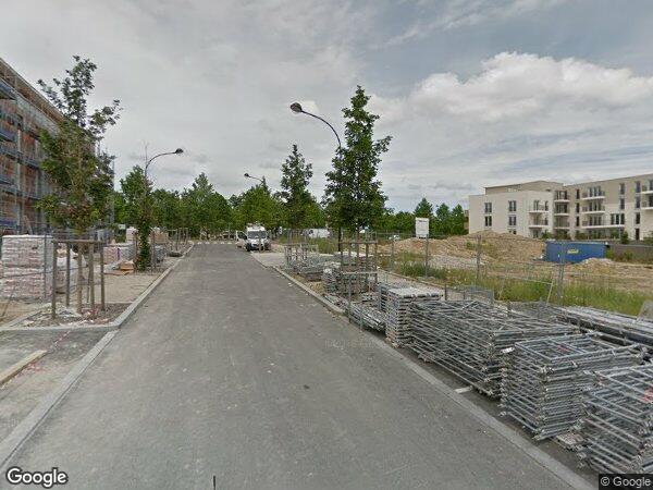 UN APPARTEMENT AVEC UN EMPLACEMENT DE STATIONNEMENT