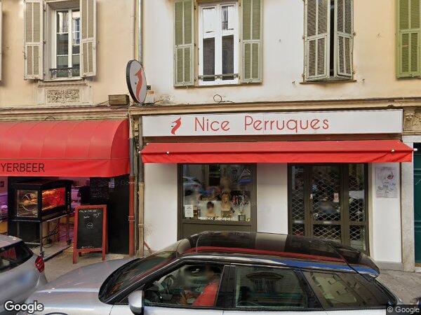 UN APPARTEMENT AVEC UNE CAVE