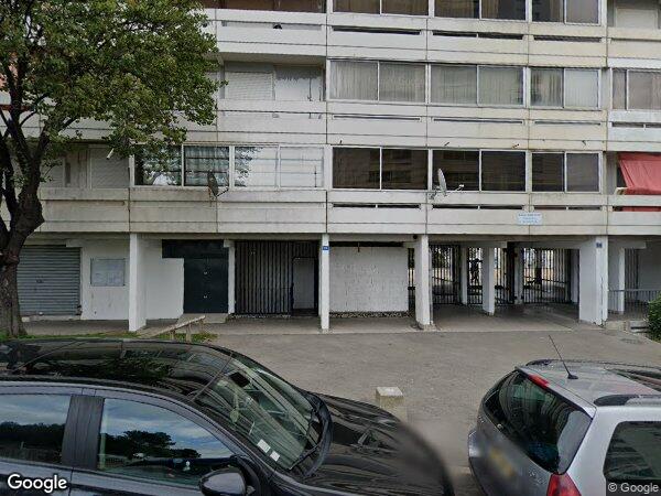 UN APPARTEMENT DE TYPE 4