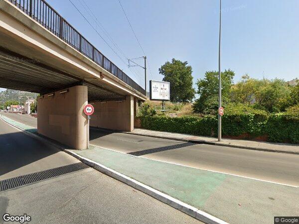 UN APPARTEMENT DE TYPE T3 ET UNE CAVE