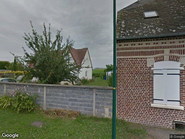 UNE MAISON À USAGE D'HABITATION