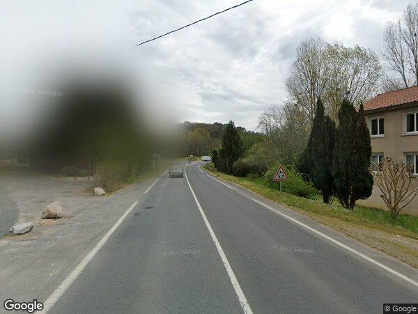 UNE MAISON À USAGE D'HABITATION