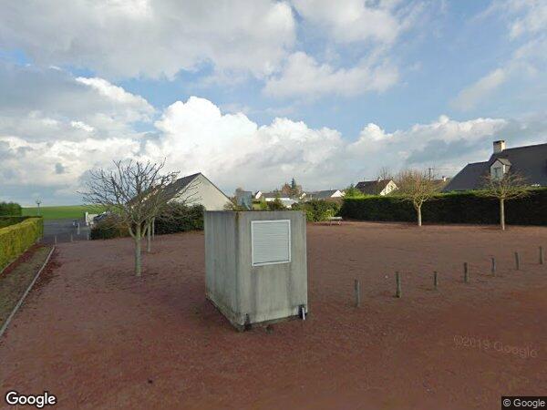 UNE MAISON D'HABITATION