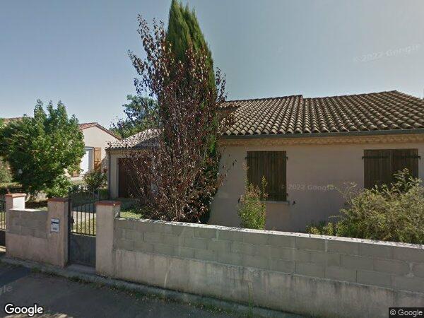 UNE MAISON AVEC GARAGE ET JARDIN