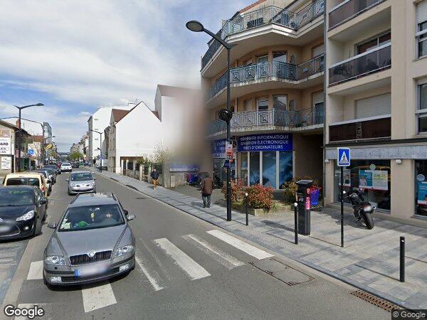 UNE MAISON D'HABITATION