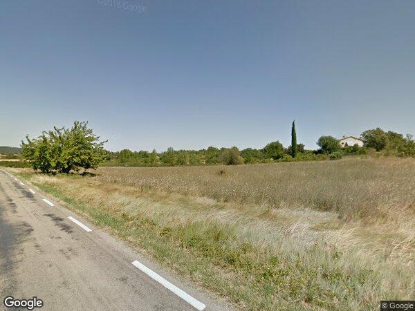 UNE MAISON D'HABITATION