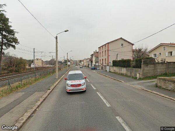 UNE MAISON D'HABITATION