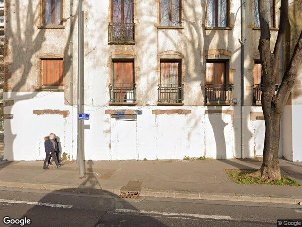 UNE MAISON D'HABITATION