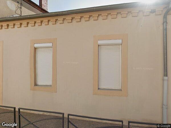 UN ENSEMBLE IMMOBILIER