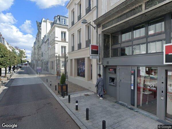 UN APPARTEMENT ET UNE CAVE