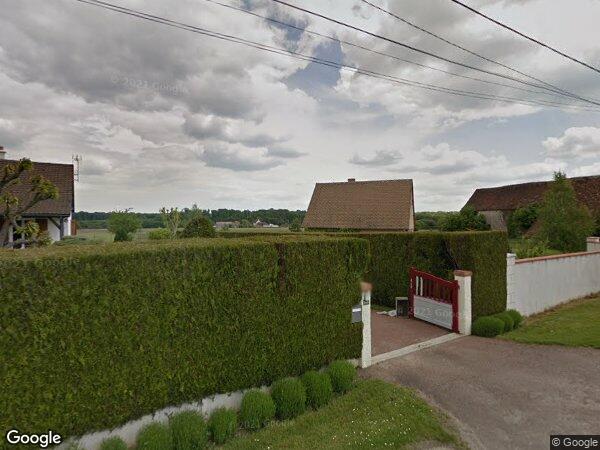 UN ENSEMBLE IMMOBILIER