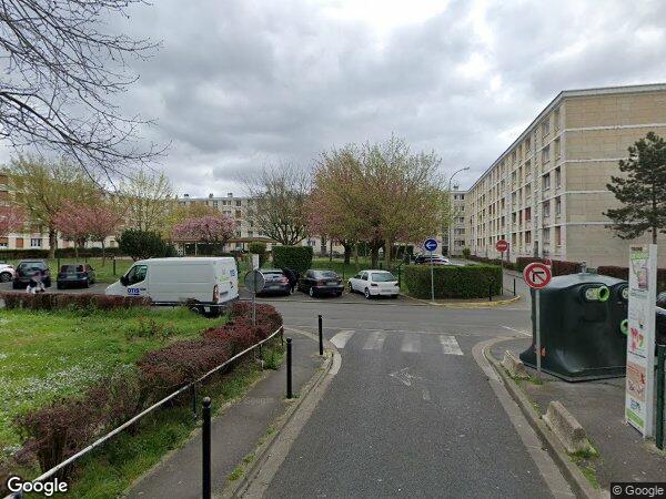 UN APPARTEMENT DE TYPE F3