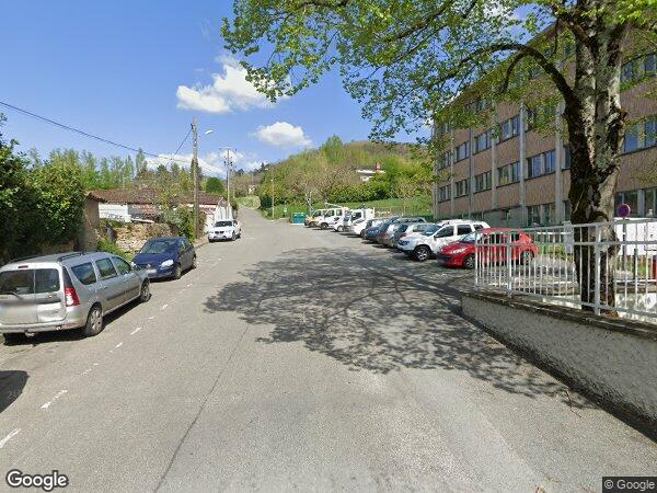 UNE MAISON D'HABITATION