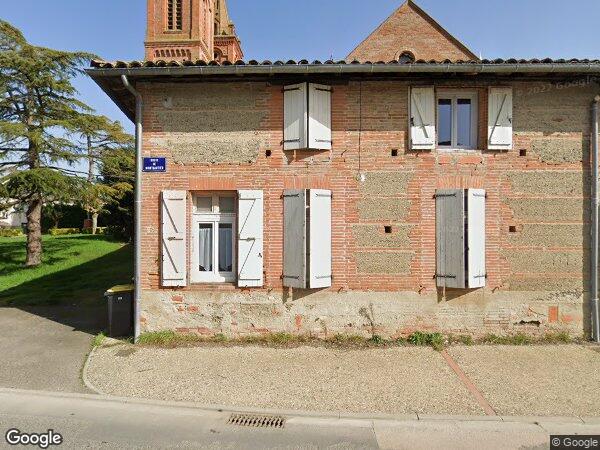 UN ENSEMBLE IMMOBILIER