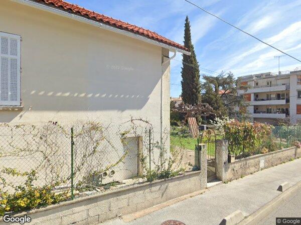 UN APPARTEMENT, UNE CAVE ET UN PARKING