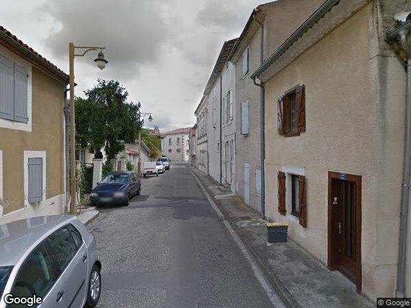 UNE MAISON D'HABITATION