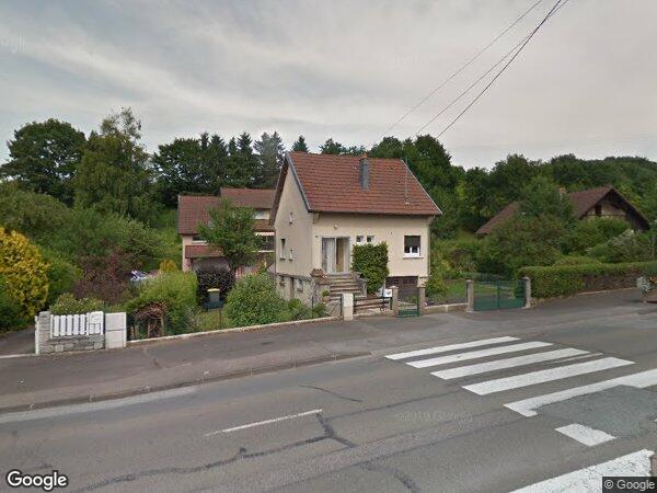 UNE MAISON D'HABITATION