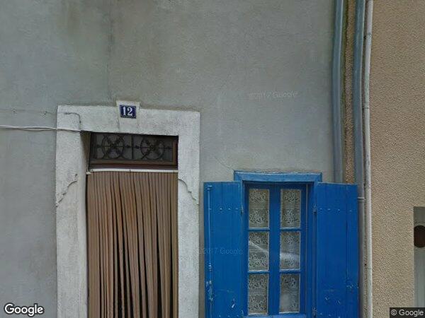 UNE MAISON D'HABITATION