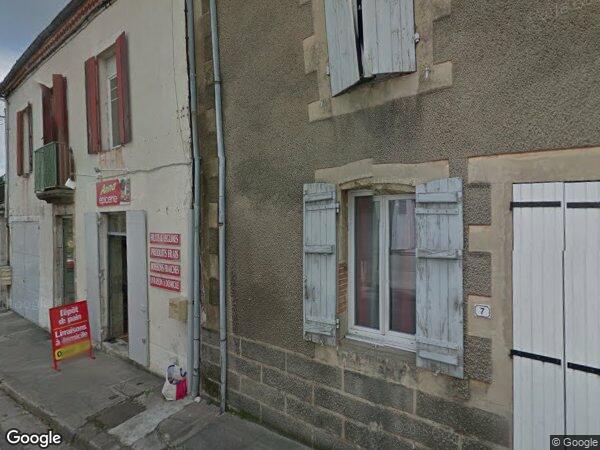 UN ENSEMBLE IMMOBILIER