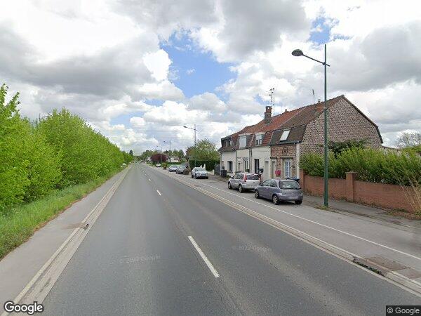 UNE MAISON D'HABITATION
