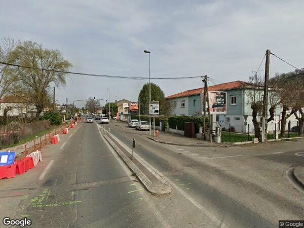 UN ENSEMBLE IMMOBILIER