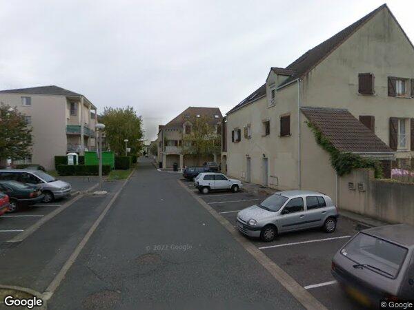 UN APPARTEMENT AVEC BOX