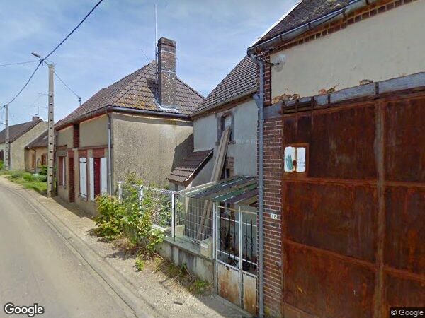 UNE MAISON D'HABITATION