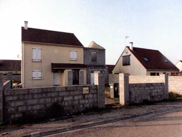 UNE MAISON D'HABITATION