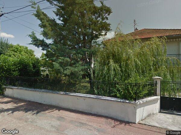 UNE MAISON D'HABITATION