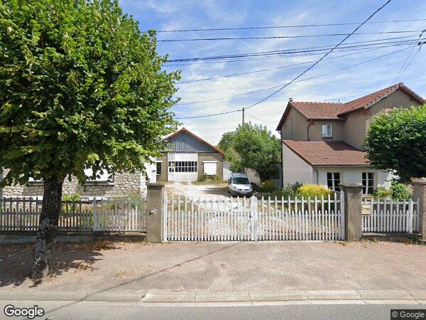 UN PAVILLON D'HABITATION