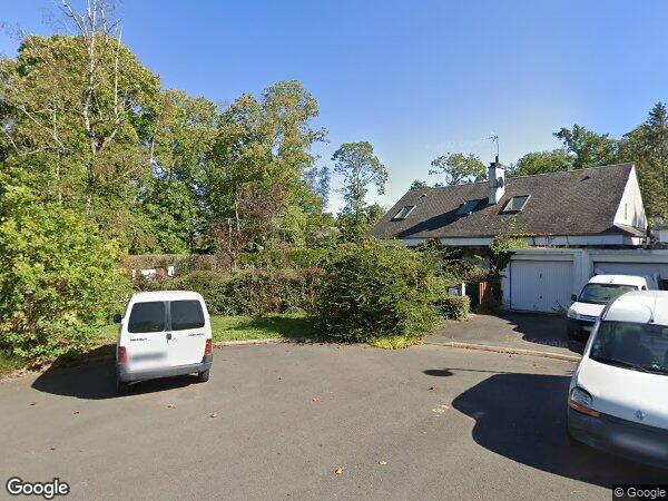 UNE MAISON À USAGE D’HABITATION