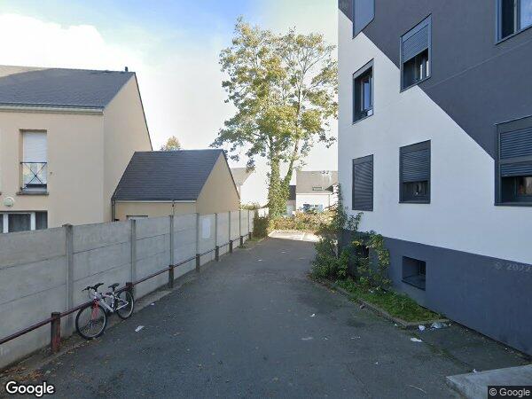 UN APPARTEMENT AVEC CAVE ET PARKING