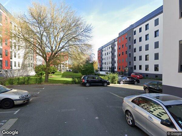 UN APPARTEMENT AVEC CAVE ET PARKING