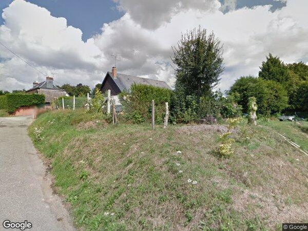 UNE MAISON D'HABITATION