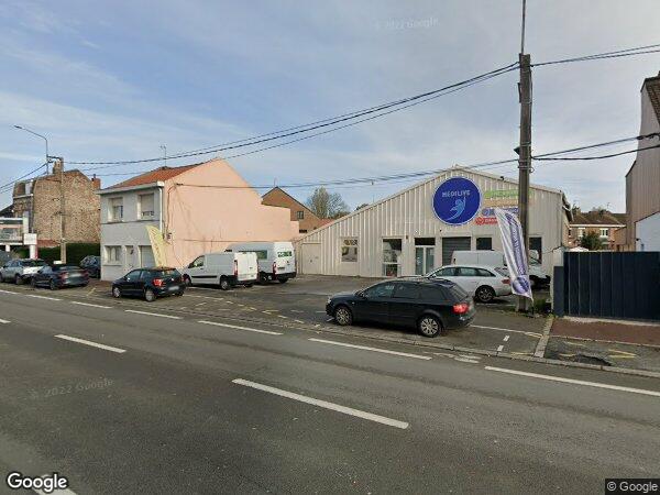 UN LOCAL N° 7 À USAGE D’EXERCICE D’UNE ACTIVITÉ LIBÉRALE OU DE BUREAUX