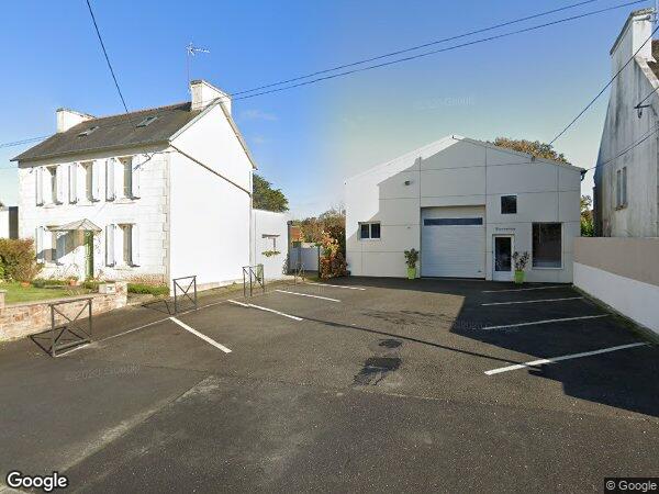 UN LOCAL D'ACTIVITÉS