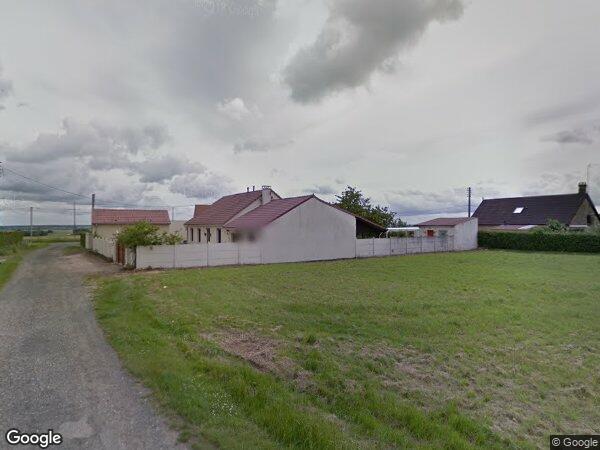 UNE MAISON D'HABITATION