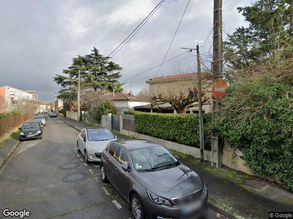 UNE MAISON À USAGE D’HABITATION