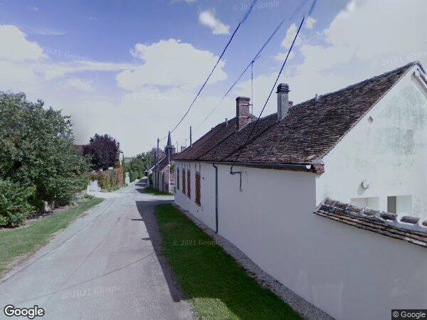 UN STUDIO ET UNE CAVE