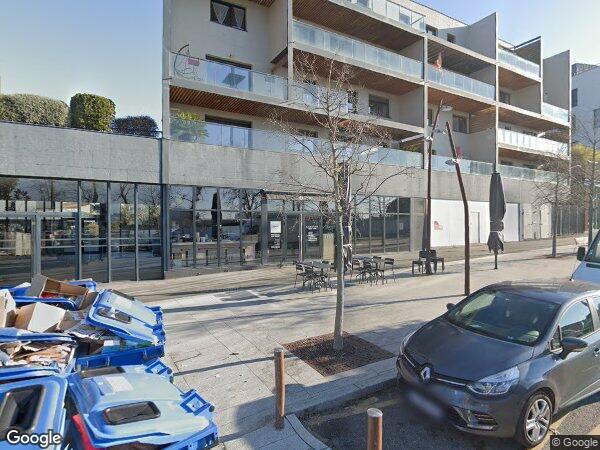 UN GRAND APPARTEMENT DUPLEX AVEC TERRASSES CELLIERS ET PARKINGS