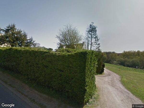 UNE MAISON D'HABITATION