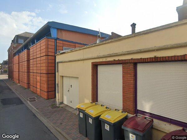 UN IMMEUBLE À USAGE DE COMMERCE ET D’HABITATION