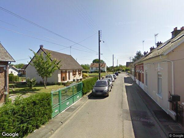 UNE MAISON À USAGE D'HABITATION