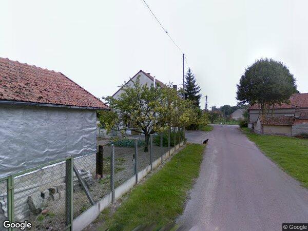 UNE MAISON D'HABITATION