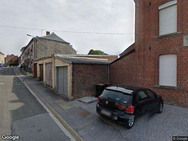 UNE MAISON À RENOVER