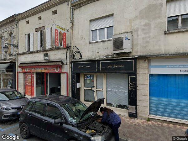 UNE  MAISON D'HABITATION